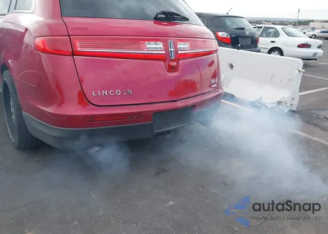 2010 Lincoln Mkt Ecoboost z USA, uszkodzony, nr VIN 2LMHJ5AT5ABJ06269